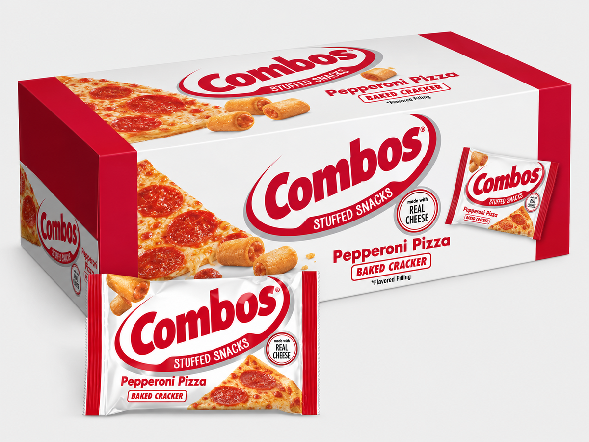 Combos Pepperoni Pizza Cracker (Canada) — Case of 90 × 48.2g